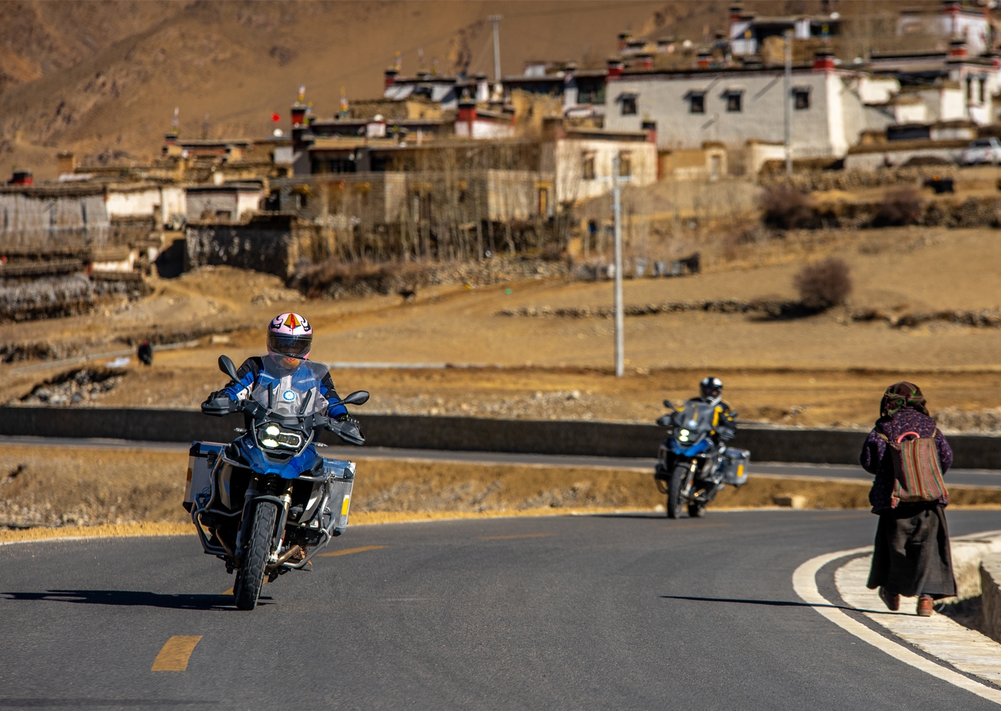 �뾳��������